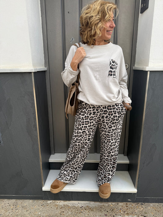 PANTALÓN CHÁNDAL LEOPARDO