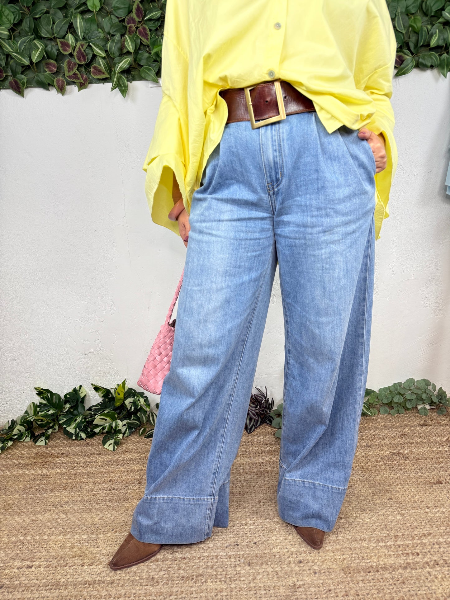 PANTALÓN VAQUERO PINZAS