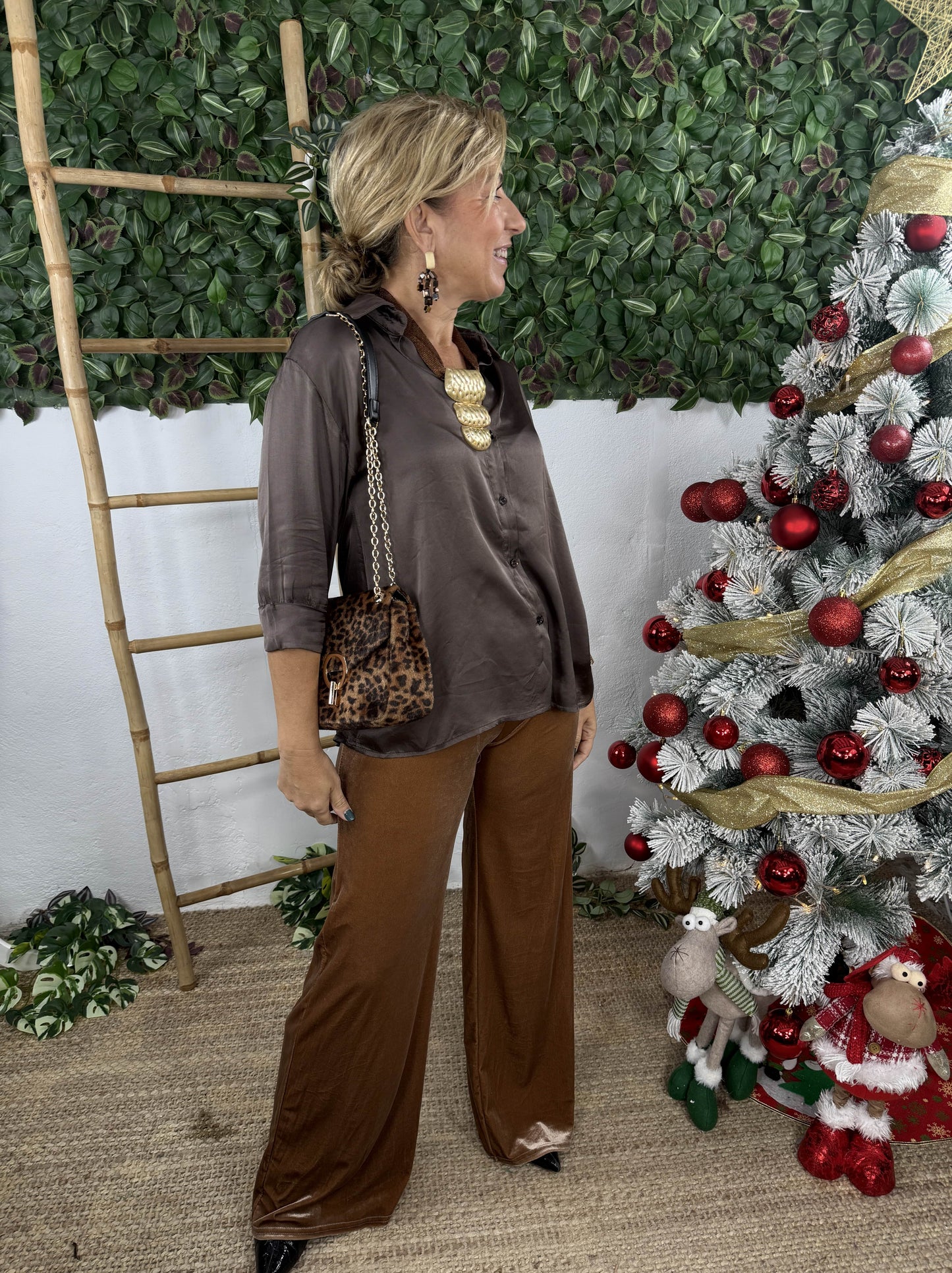 CALÇAS DE BRAÇADEIRA DE VELUDO