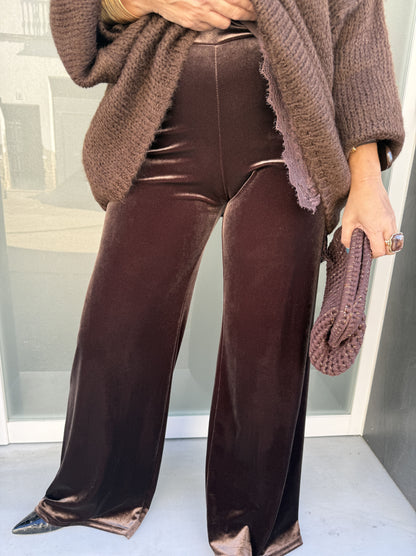 CALÇAS DE BRAÇADEIRA DE VELUDO