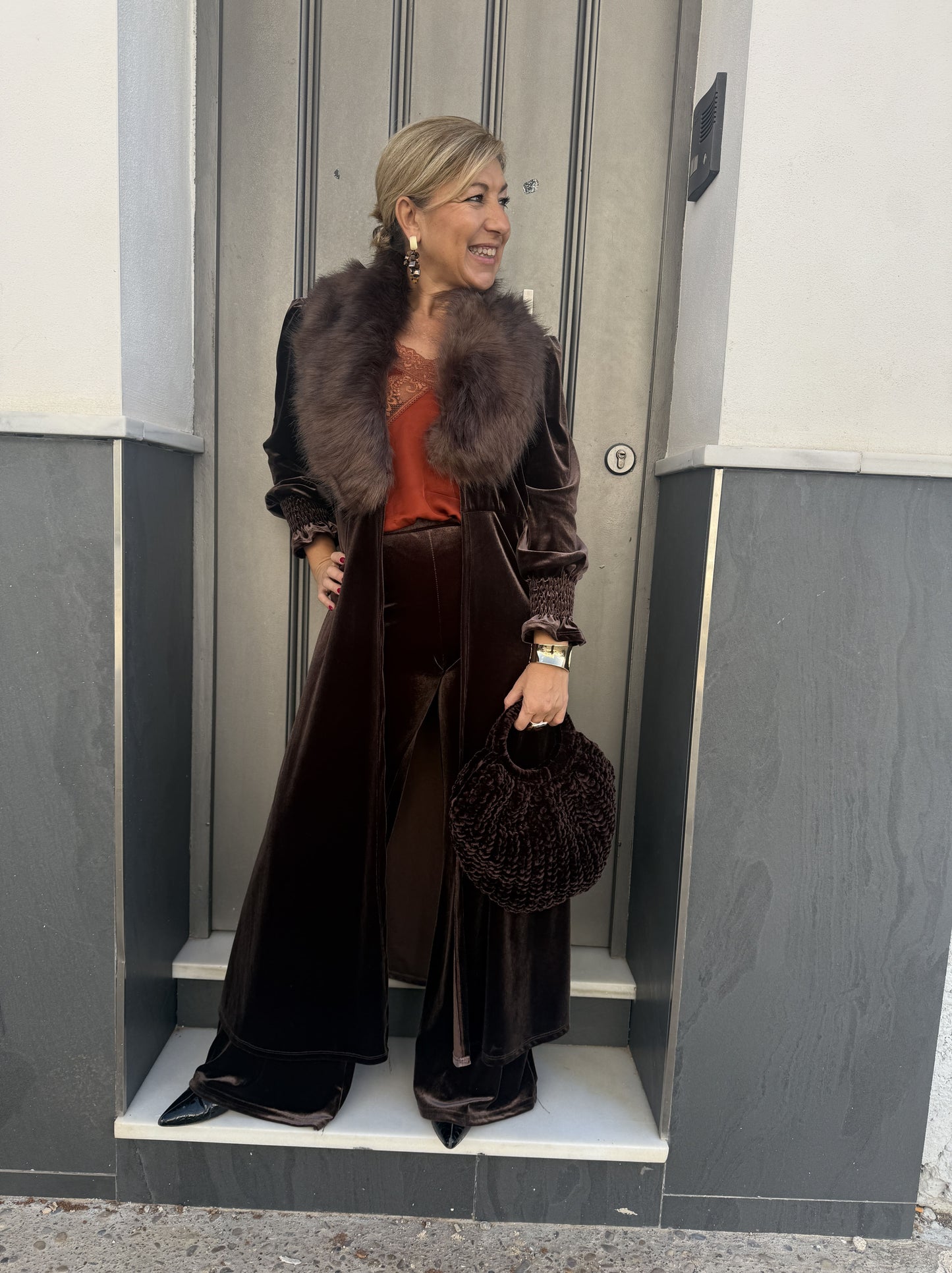 CALÇAS DE BRAÇADEIRA DE VELUDO