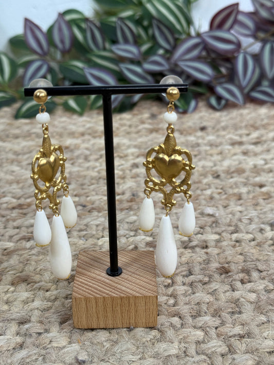 PENDIENTE CORAZÓN CORAL