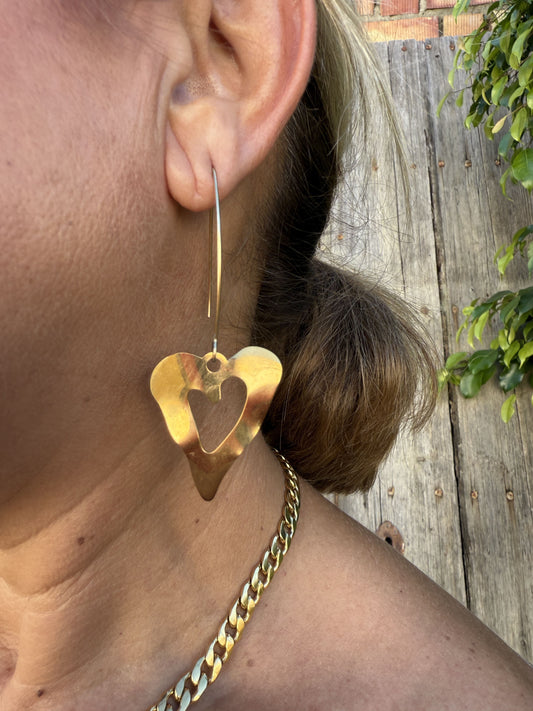 PENDIENTE CORAZÓN RELIEVE