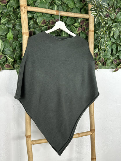 PONCHO BÁSICO