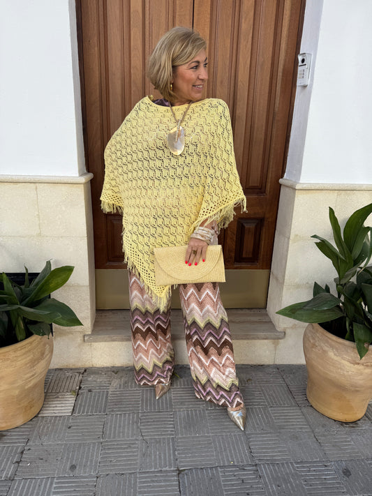 PONCHO CALADO