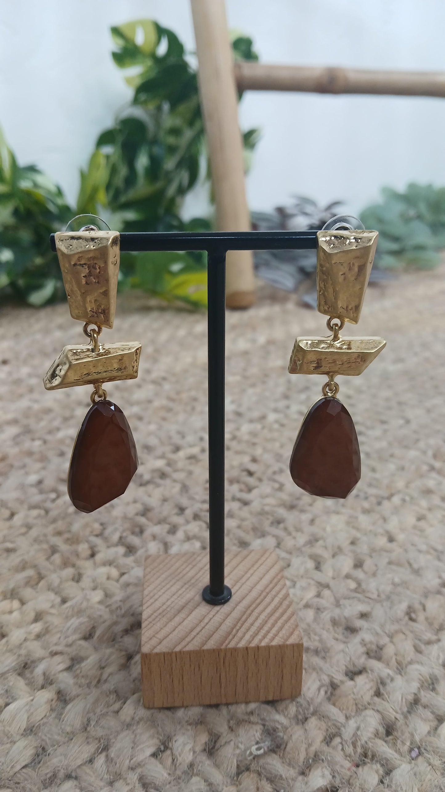 PENDIENTE LÁGRIMA IRREGULAR