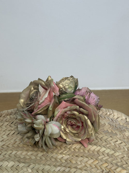 RAMILLETE ROSAS DORADAS