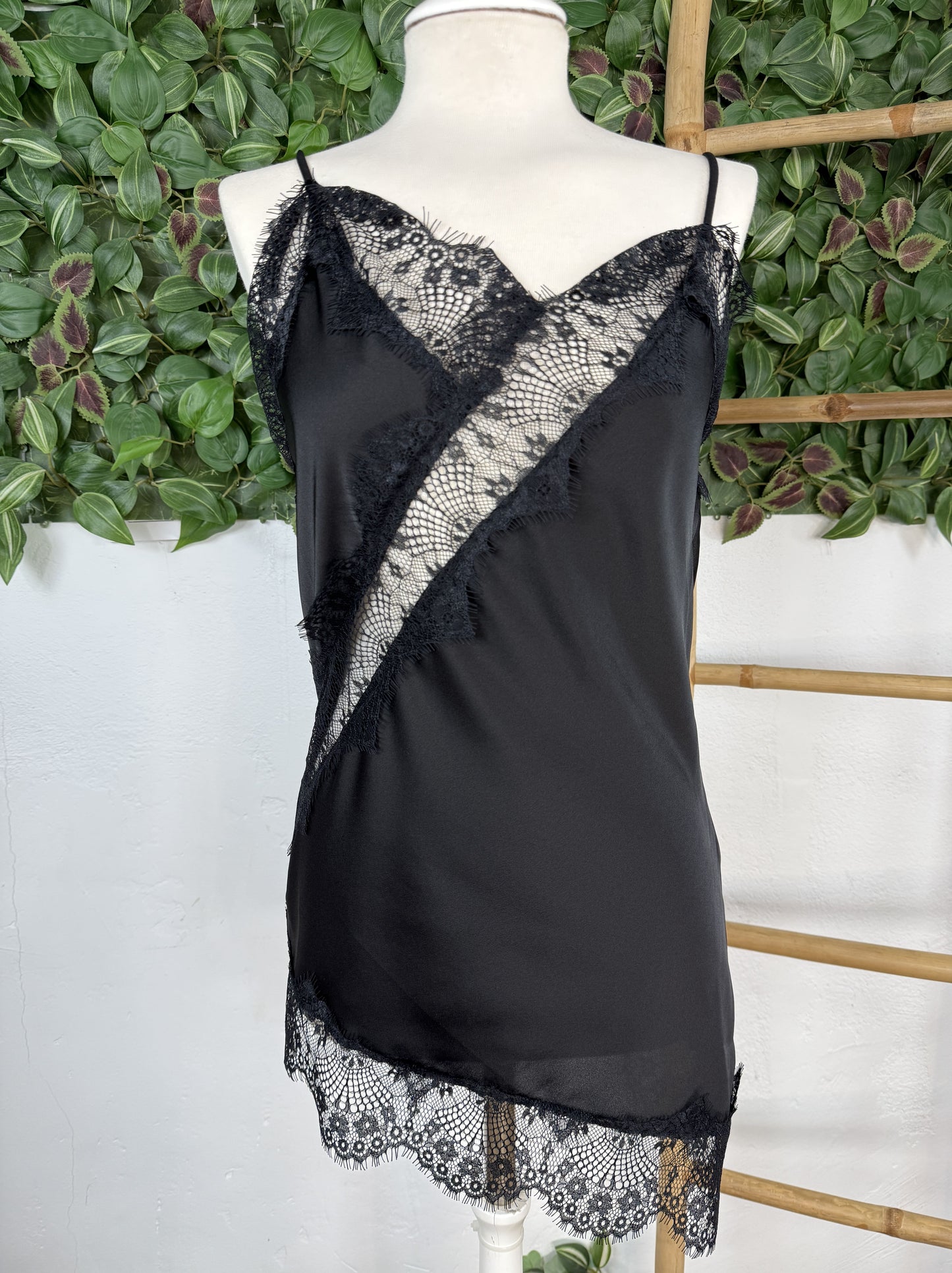 TOP LENCERO ASIMETRICO