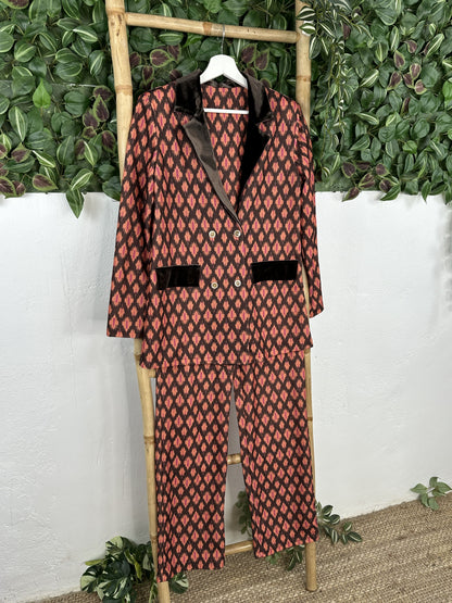 TRAJE DE CHAQUETA NORMA