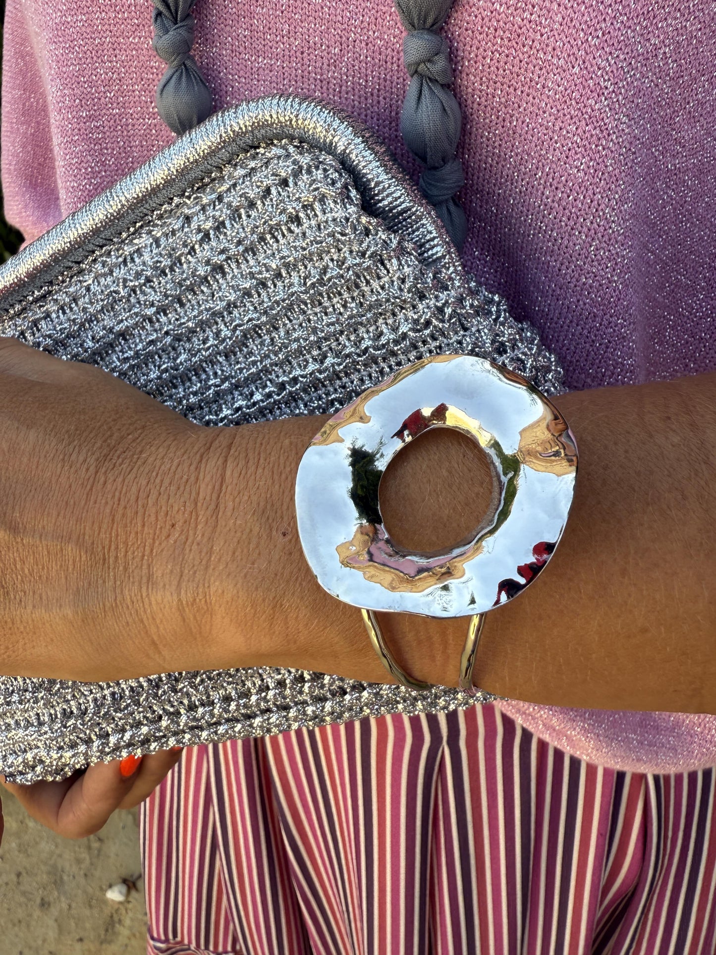 BRAZALETE CÍRCULO RELIEVE