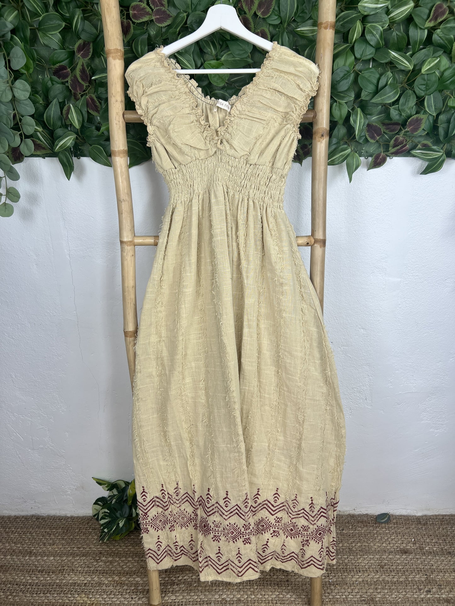 VESTIDO BAJO ÉTNICO