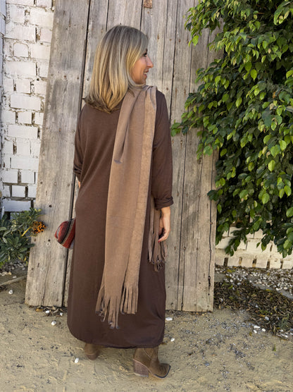 VESTIDO BÁSICO DE MALHA CURVADAS