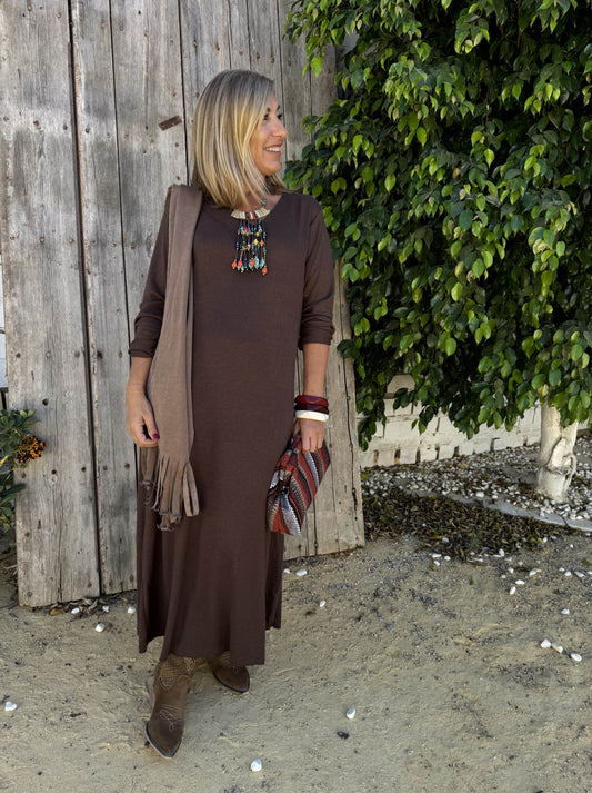 VESTIDO BÁSICO DE MALHA CURVADAS