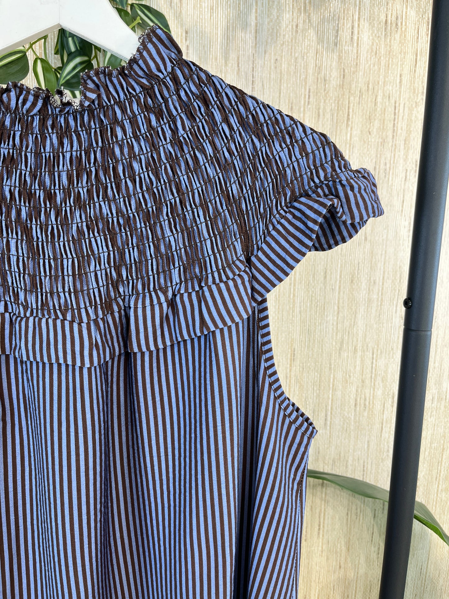 VESTIDO CUELLO BABERO