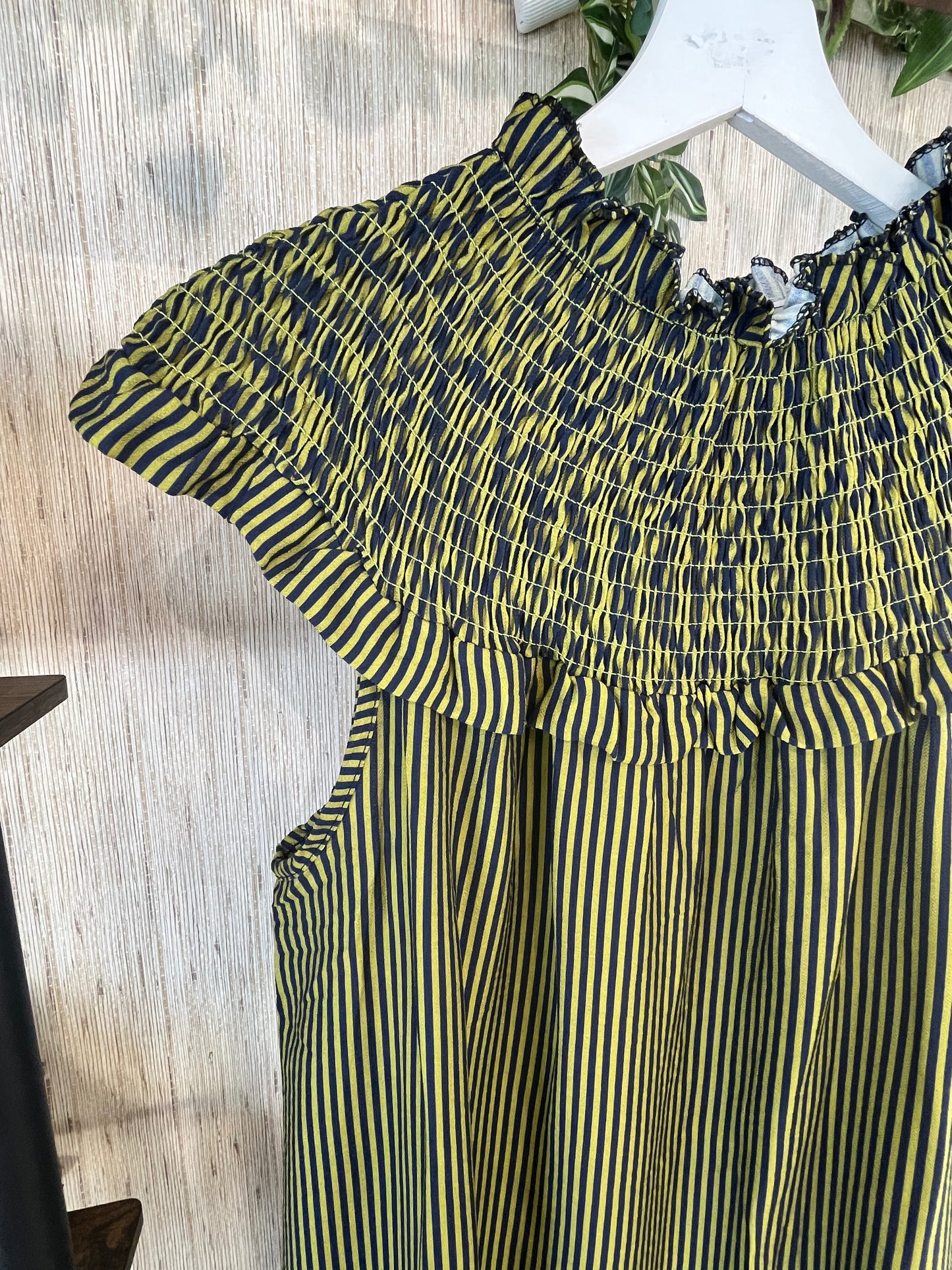 VESTIDO CUELLO BABERO
