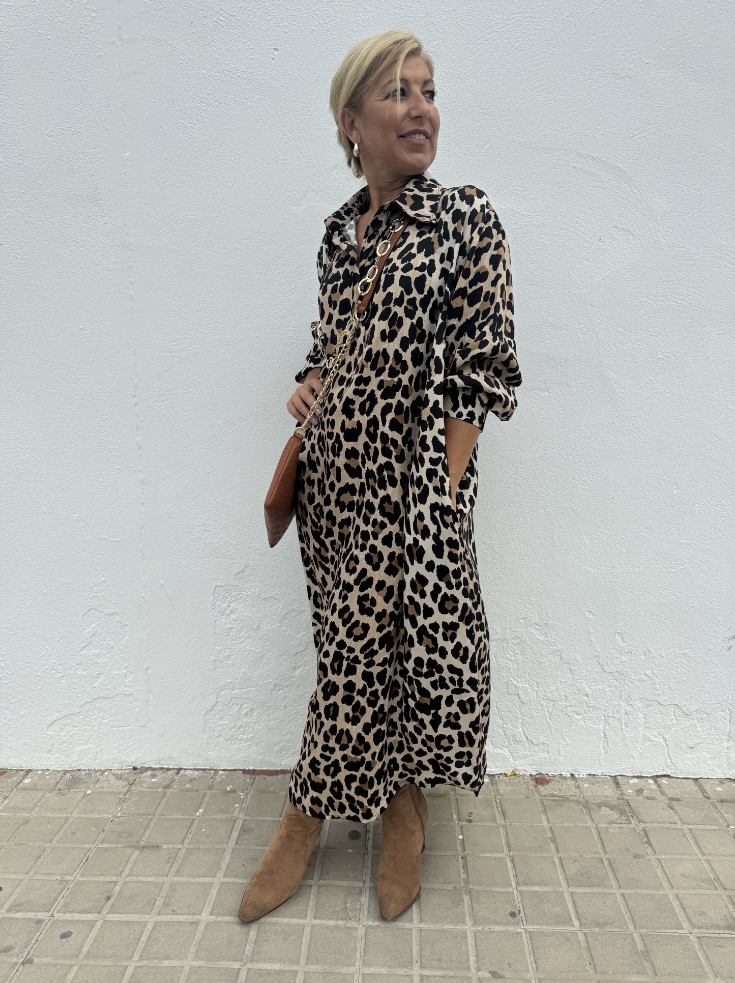 VESTIDO CUELLO CAMISA LEOPARDO