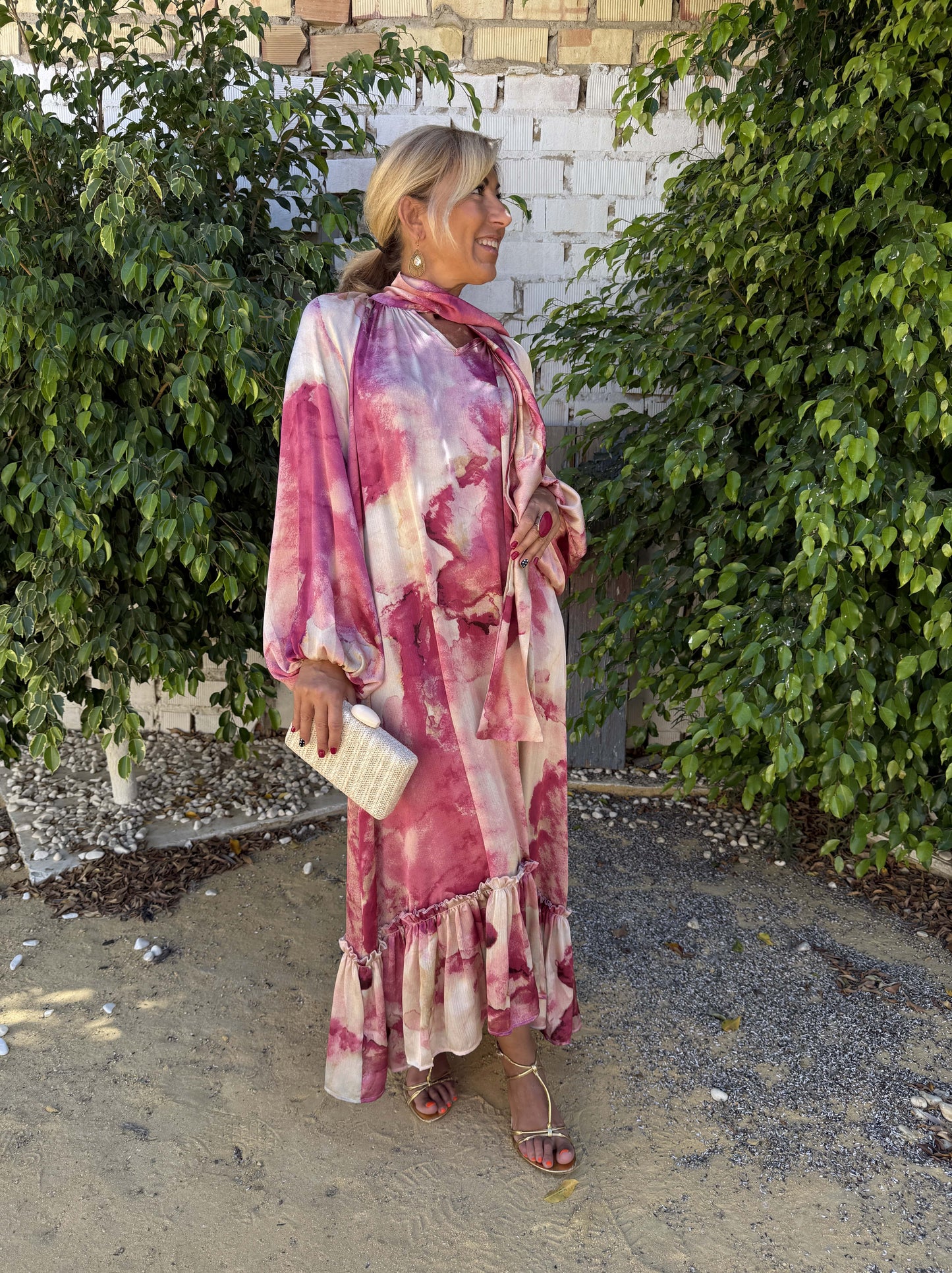 VESTIDO CUELLO LAZO
