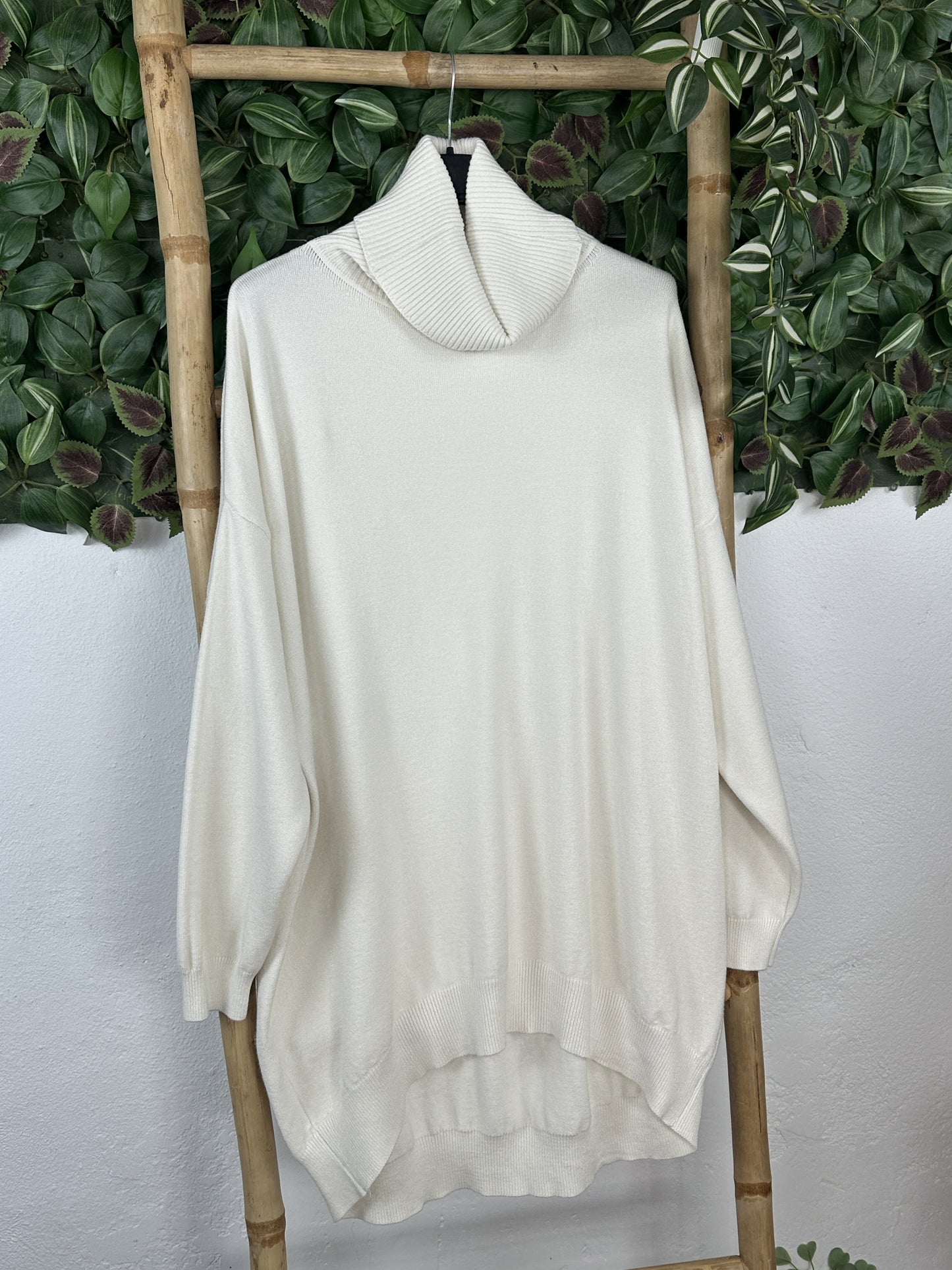 VESTIDO CUELLO VUELTO