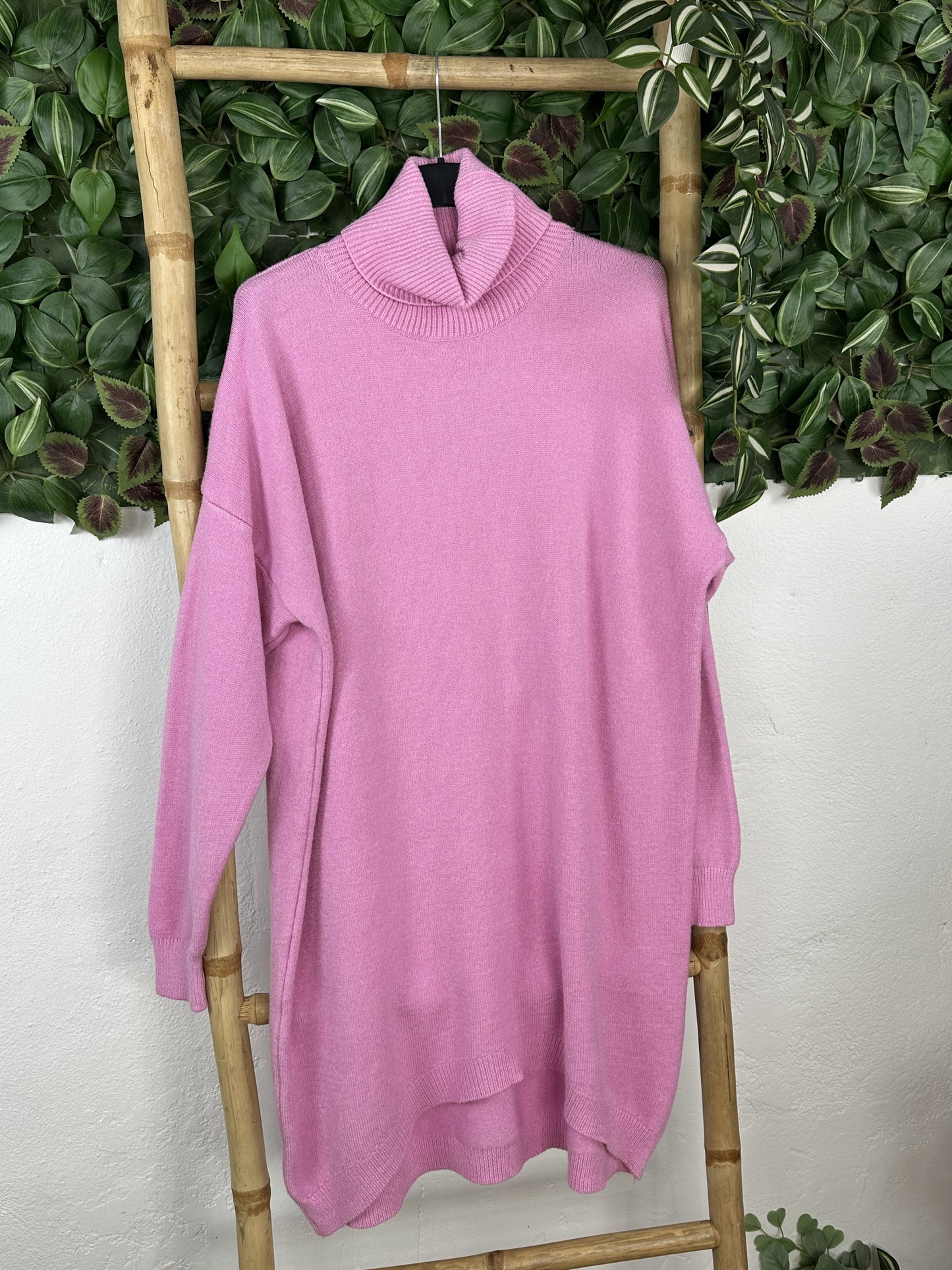 VESTIDO CUELLO VUELTO