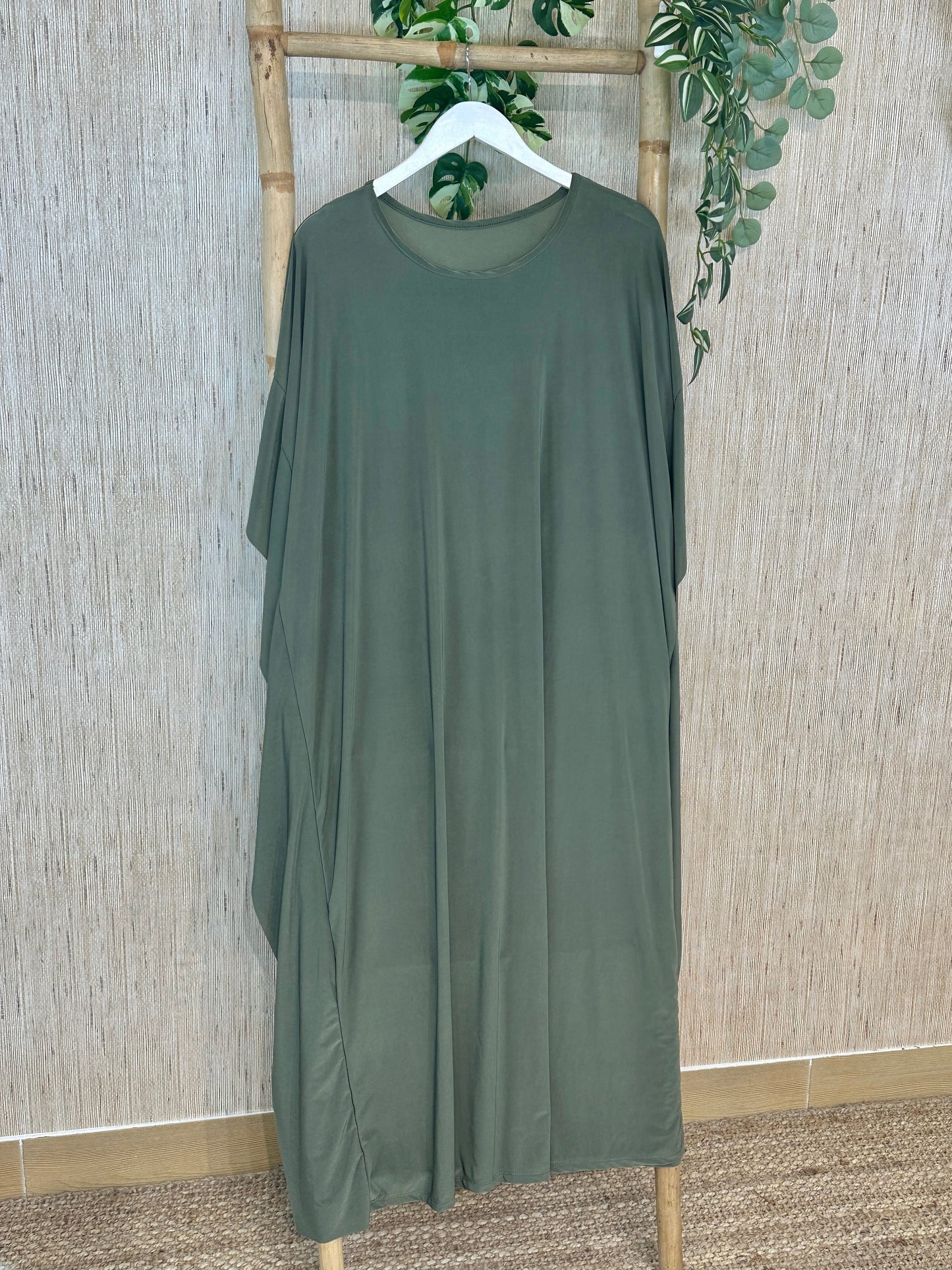 VESTIDO CURVY APRI