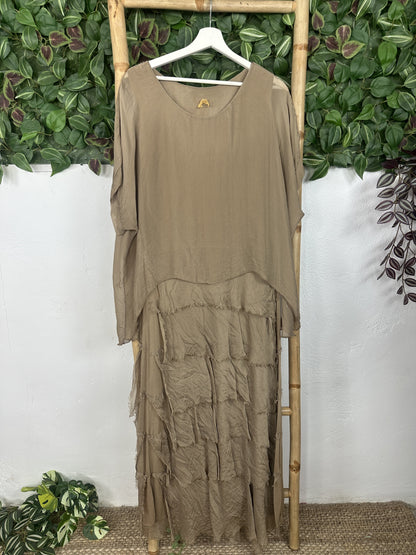 VESTIDO EMBRUJO CAPA