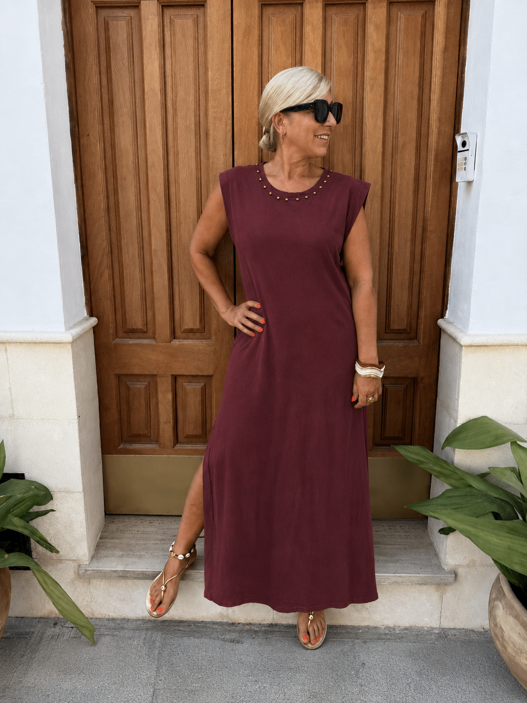 VESTIDO TACHUELAS