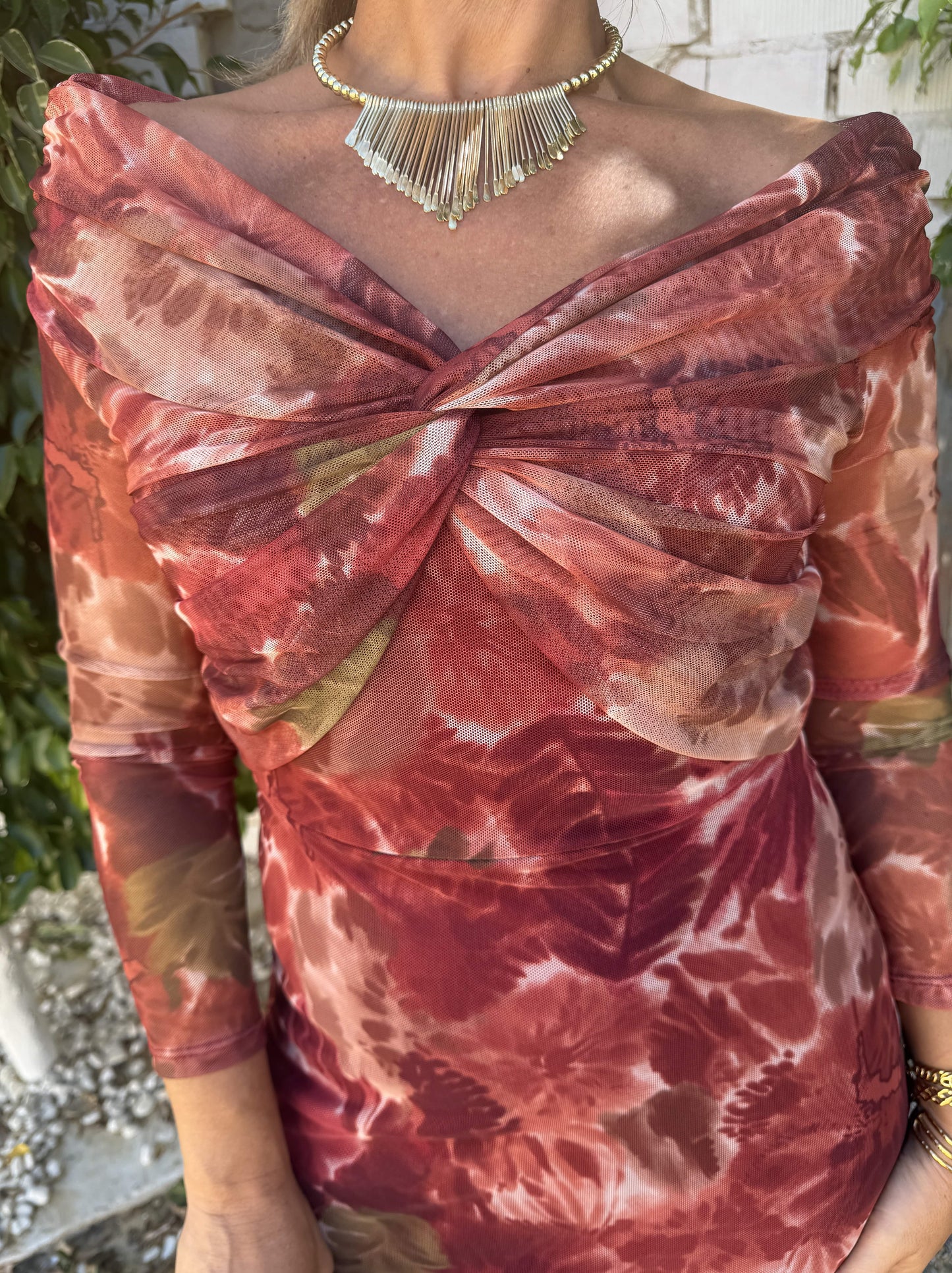 VESTIDO TUL MANGA LARGA