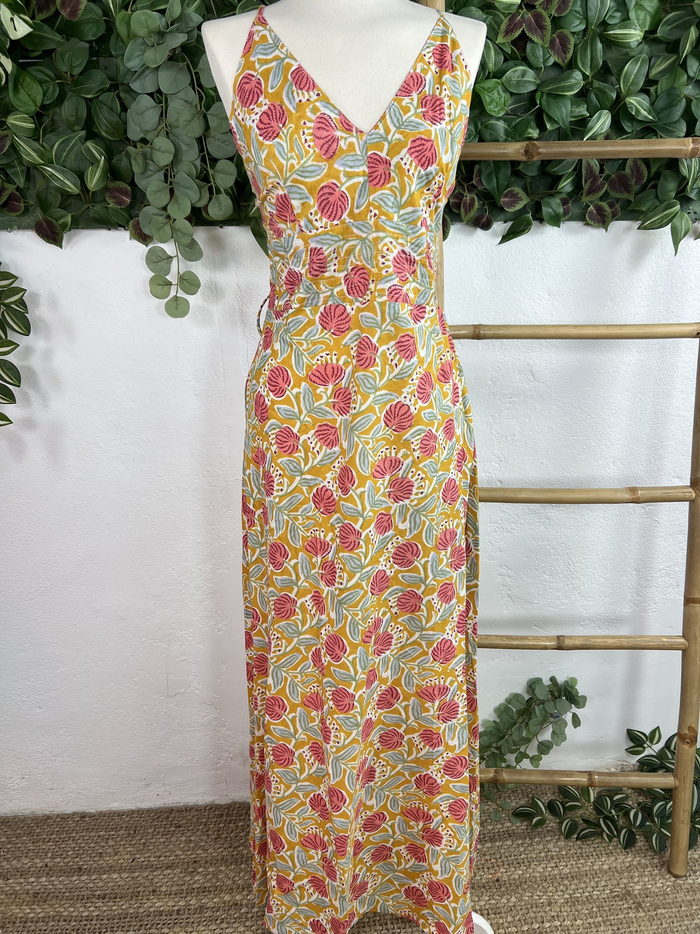 VESTIDO INDIO ESPALDA CRUZADA