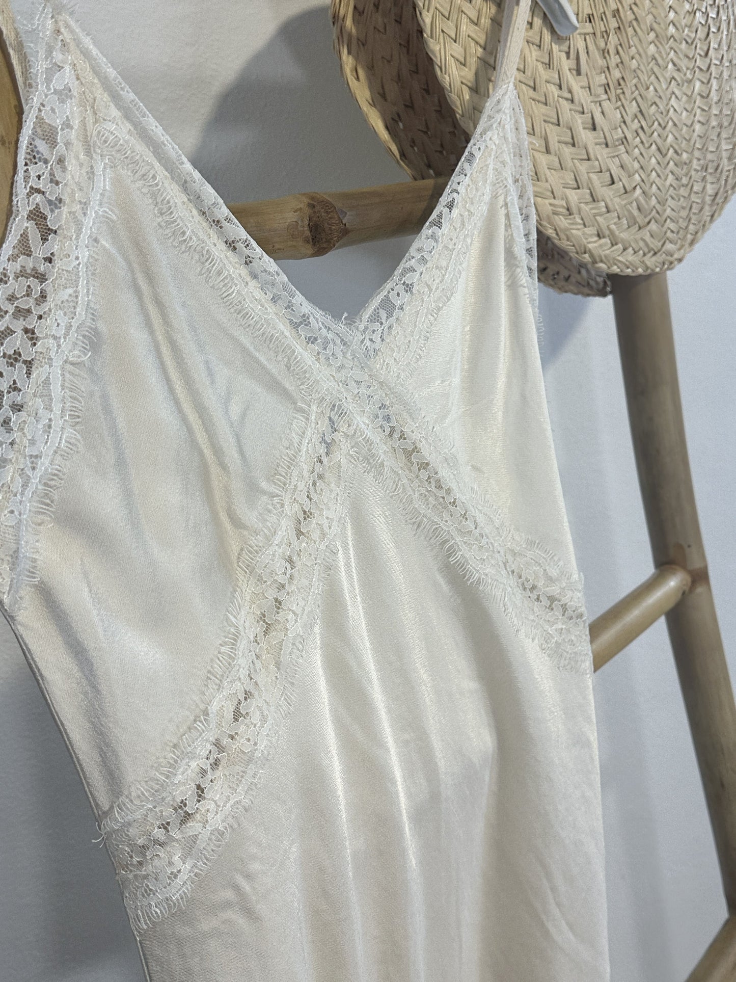 BLUSA LINGERIE DE RENDA