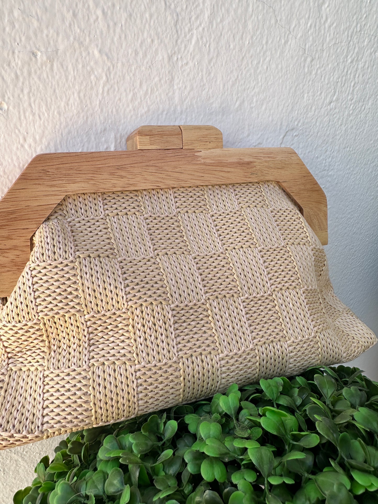 CHECKED RAFFIA BAG