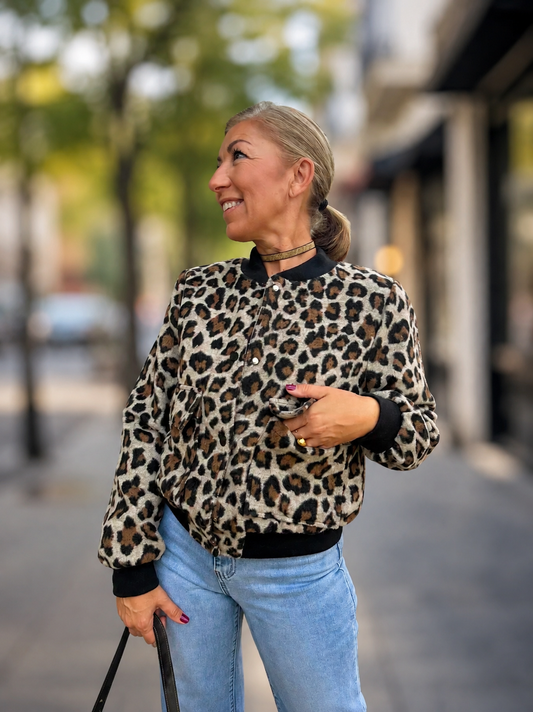 BOMBARDEIRO DE INVERNO LEOPARDO