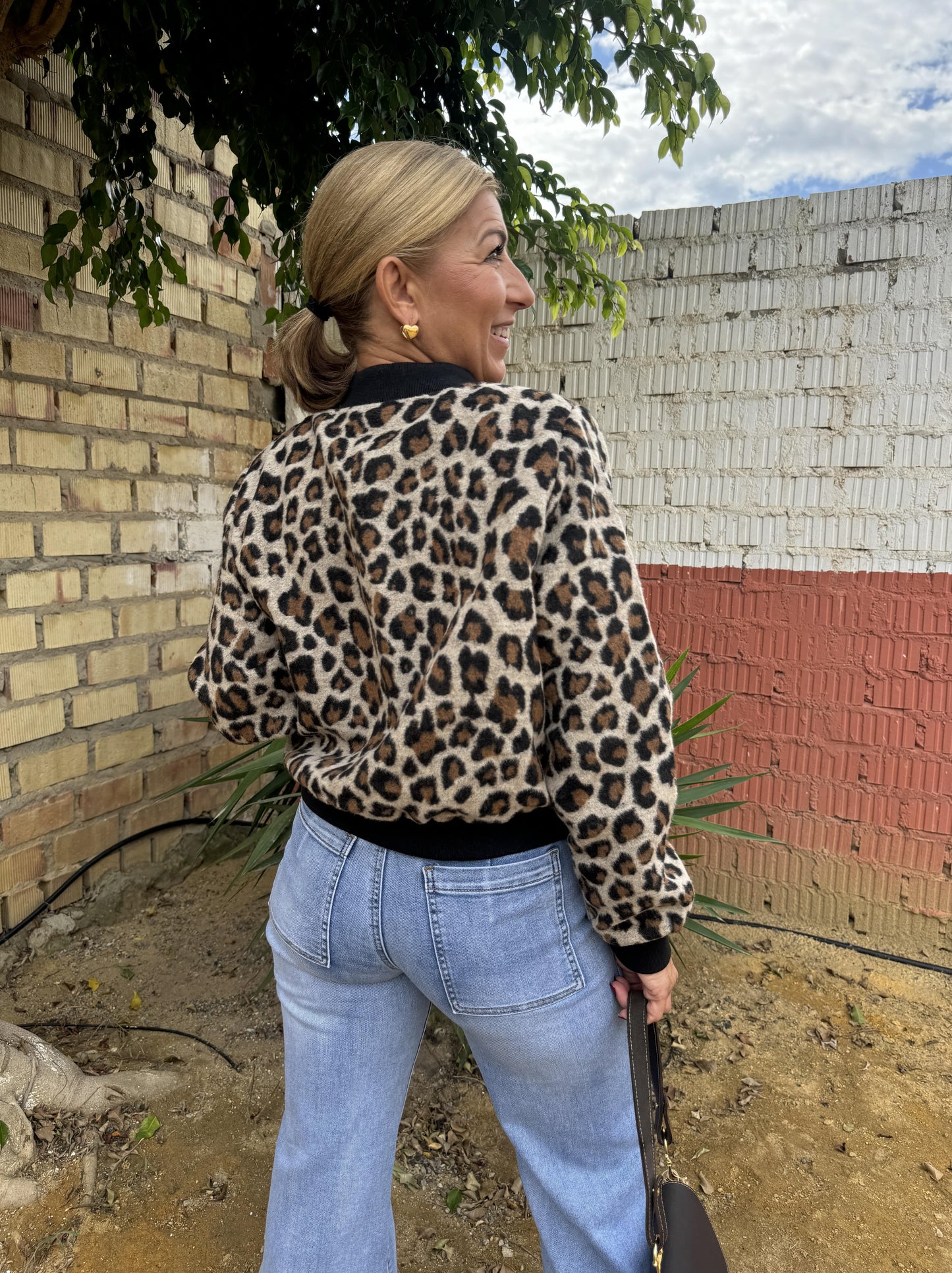 BOMBER INVIERNO LEOPARDO