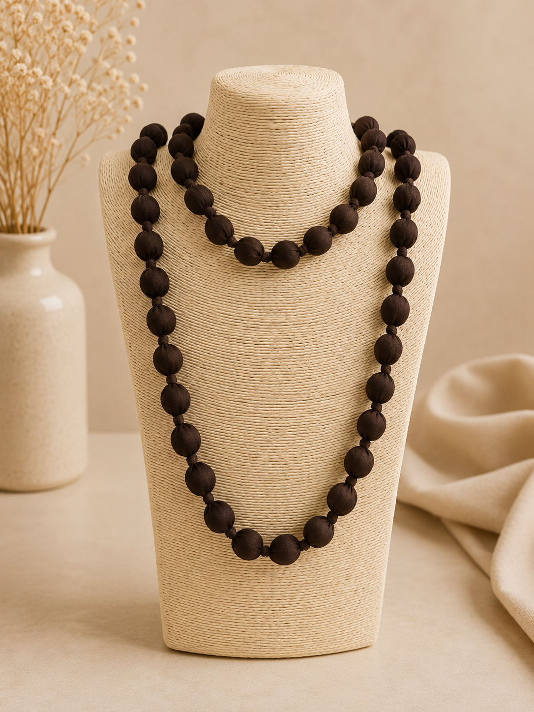 COLLAR LARGO BOLAS THIN