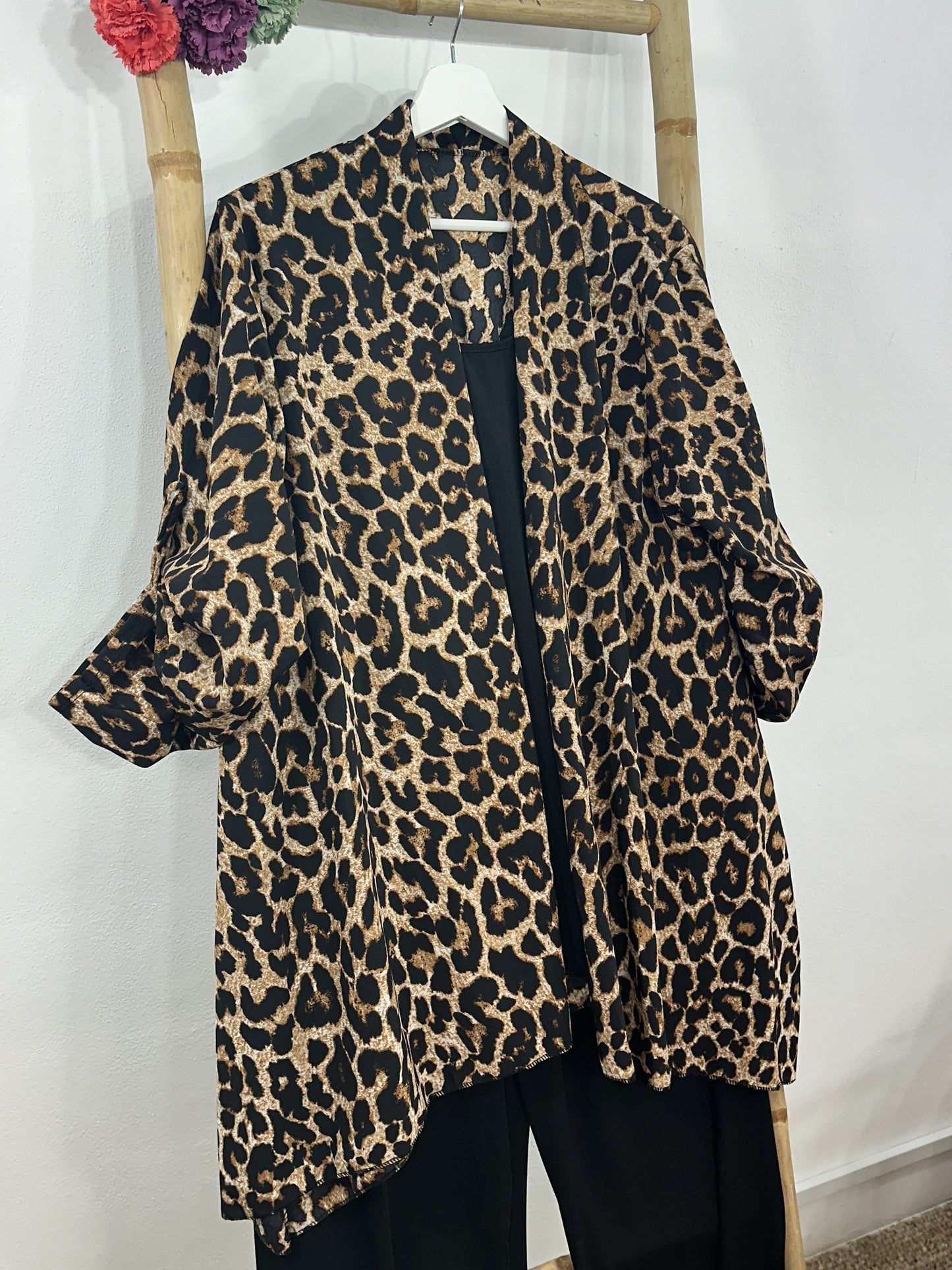 CONJUNTO CURVY LEOPARDO