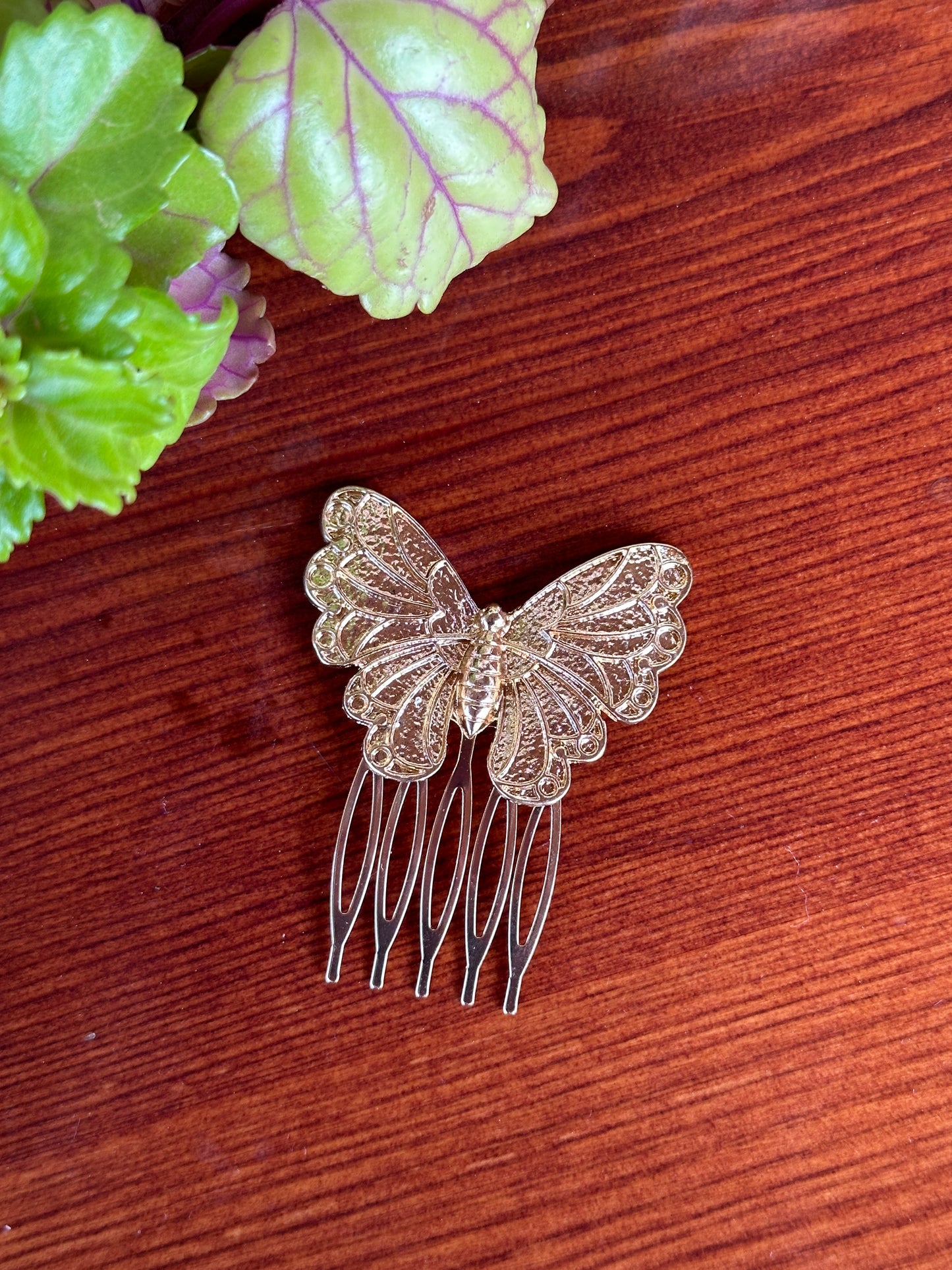 GEM BUTTERFLY COMB