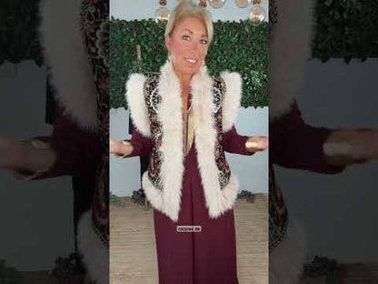 CHALECO PELO BORDADO