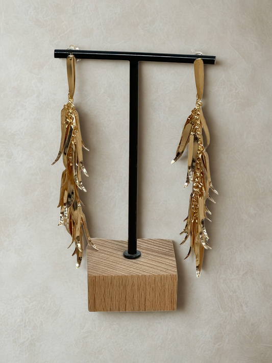 PENDIENTE LARGO PLUMAS